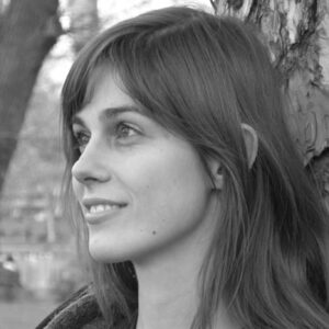 Photographie portrait de Hélène Rusquet, professeur de piano.