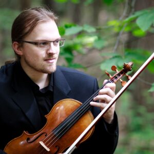 Photographie portrait de Loïc Douroux, professeur d'alto