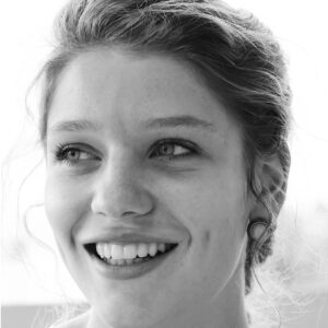 Photographie portrait de Bazéline Charles-Jarry, professeur de harpe