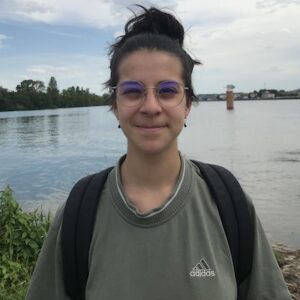 Photographie portrait de Adélaïde Gemard, professeur de trompette, trombone, cor et tuba