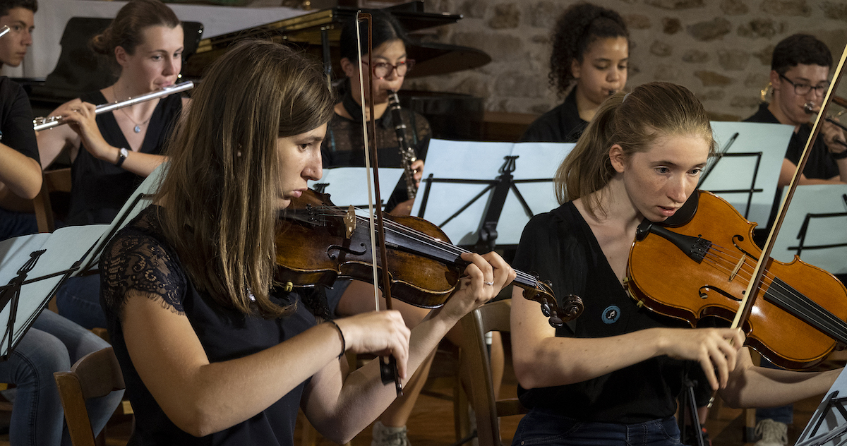 accordissimo_stage_musique_juillet_2020_cecile_manoha_hd_logo_465_blog_l_histoire_de_l_orchestre_occidental