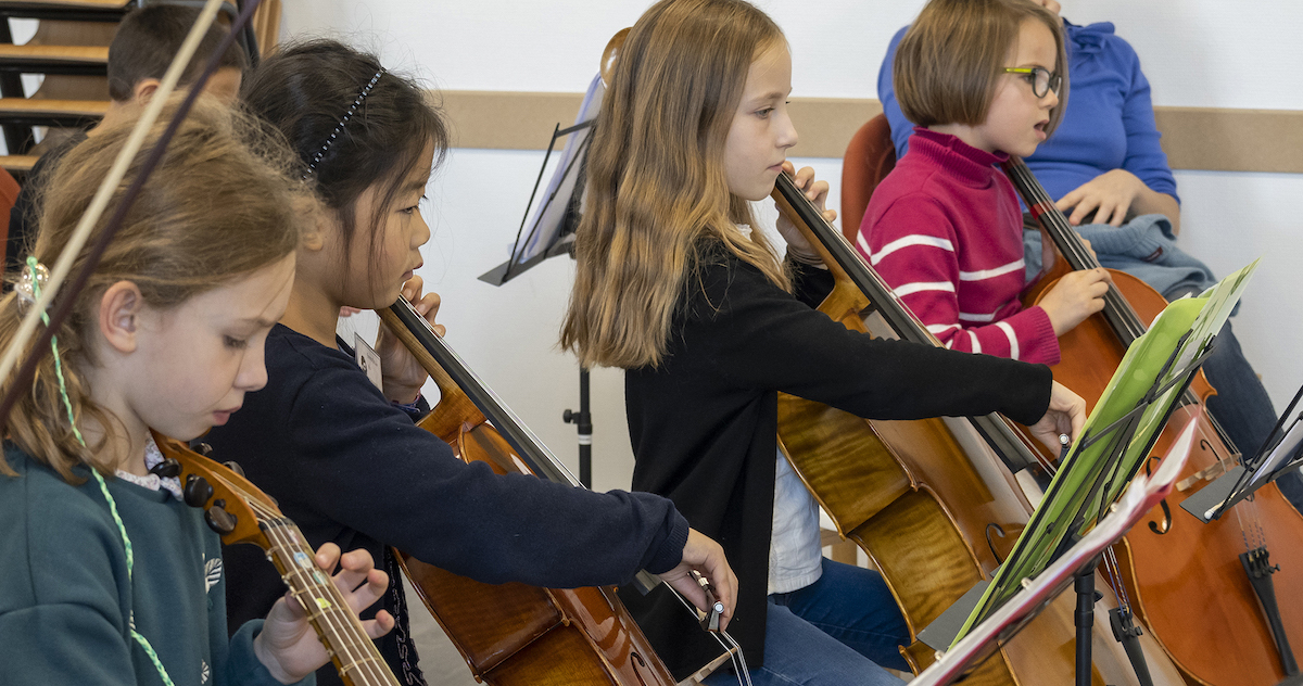 accordissimo_stage_musique_toussaint_2020_cecile_manoha_hd_logo_153_blog_cinq_avantages_pratique_ensemble